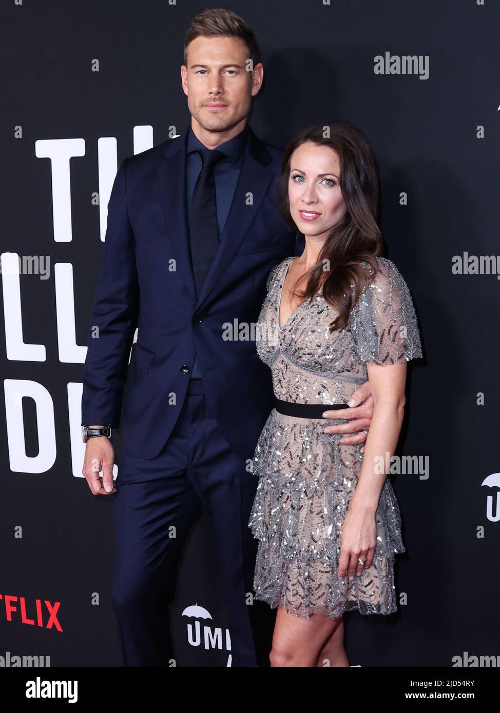 WEST HOLLYWOOD, LOS ANGELES, CALIFORNIE, États-Unis - JUIN 17 : l'acteur anglais Tom Hopper et sa femme Laura Hopper arrivent à la première mondiale de la saison 3 de Netflix 'The Umbrella Academy' qui s'est tenue à Londres West Hollywood à Beverly Hills sur 17 juin 2022 à West Hollywood, Los Angeles, Californie, États-Unis. (Photo de Xavier Collin/image Press Agency) Banque D'Images