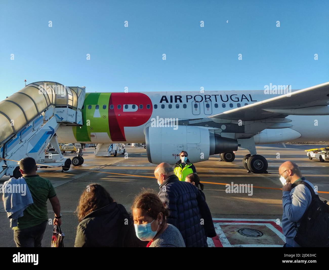 TAP Air Portugal avion à l'aéroport Humberto Delgado Portela Lisbonne, Portugal Banque D'Images