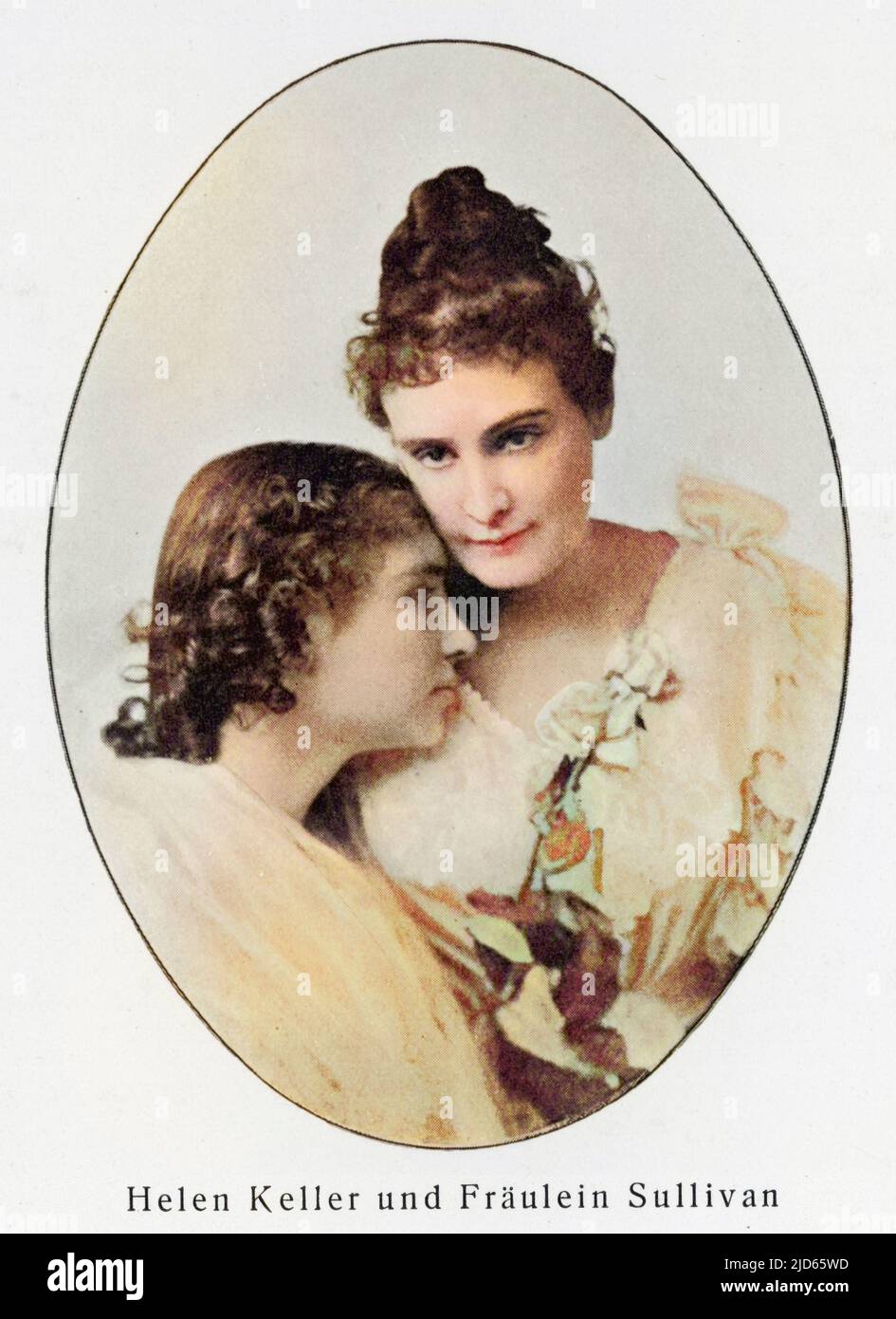 Helen Adams Keller (1880-1968), auteure et conférencière américaine, qui a été laissée aveugle, sourde et muette à l'âge de 19 mois. Vu ici avec son professeur, Anne Sullivan Macy (1866-1936) version colorisée de : 10003162 Banque D'Images