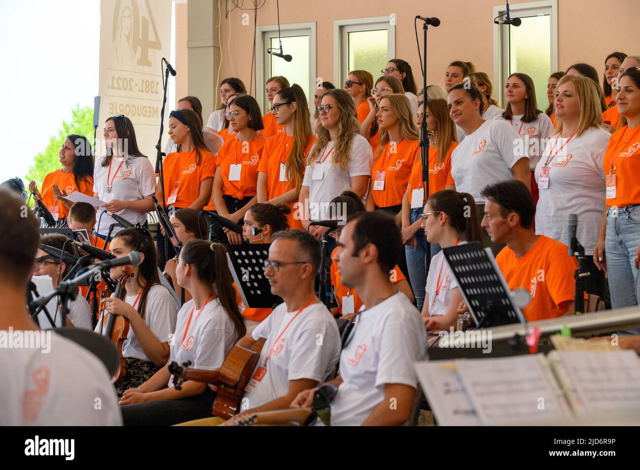 Le chœur du chant Mladifest 2021 – le festival de la jeunesse à Medjugorje. Banque D'Images