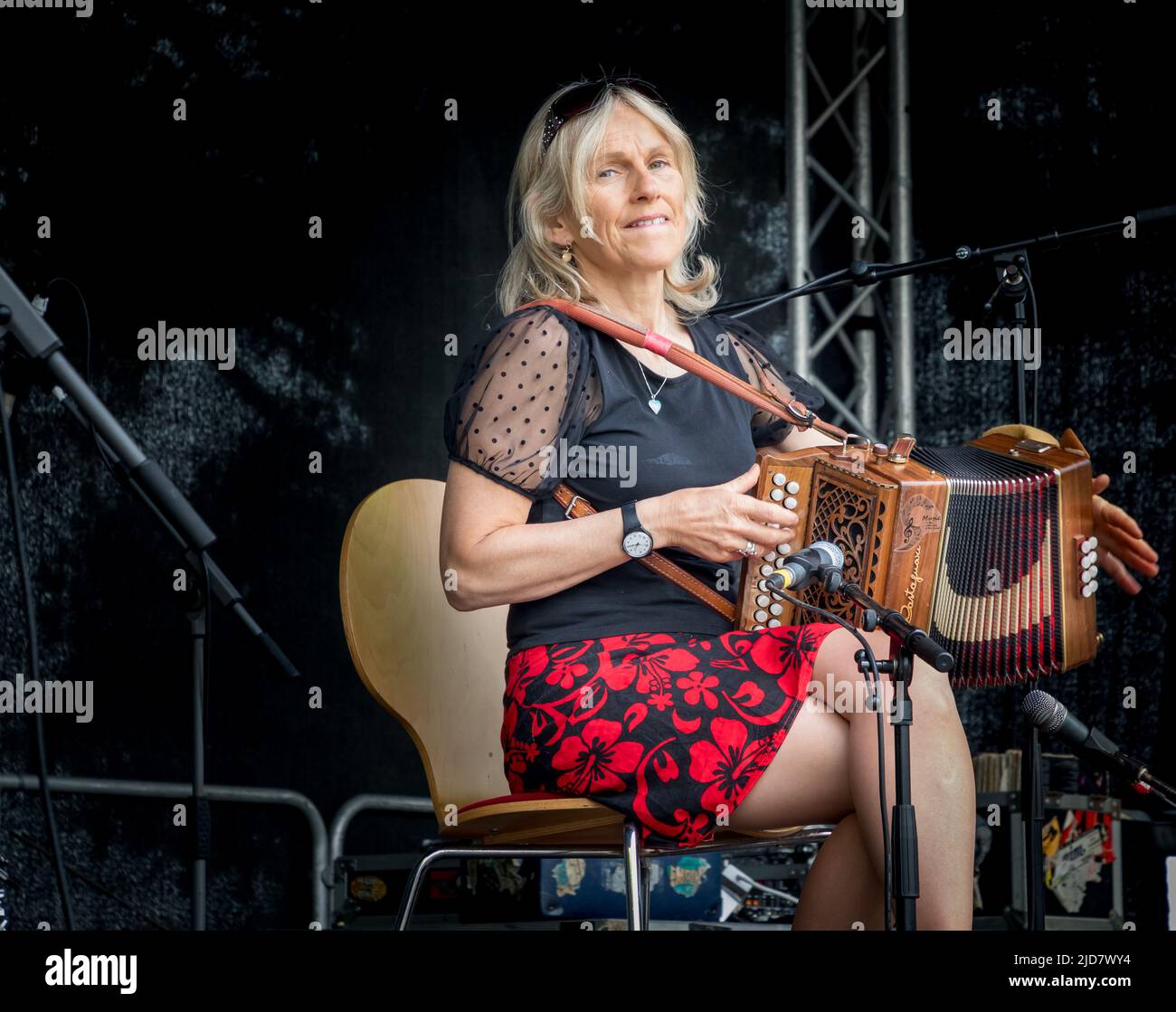 Cork, Irlande. 18th juin 2022. Sharon Shannon divertit la foule avec un cadre animé au Cork Summer Show qui a eu lieu dans les champs d'exposition de Curraheen, Cork, Irlande.- Credit; David Creedon / Alay Live News Banque D'Images