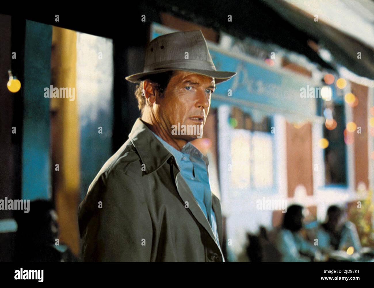 ROGER MOORE, LES LOUPS DE MER : LA DERNIÈRE CHARGE DU CHEVAL LÉGER CALCUTTA, 1980, Banque D'Images