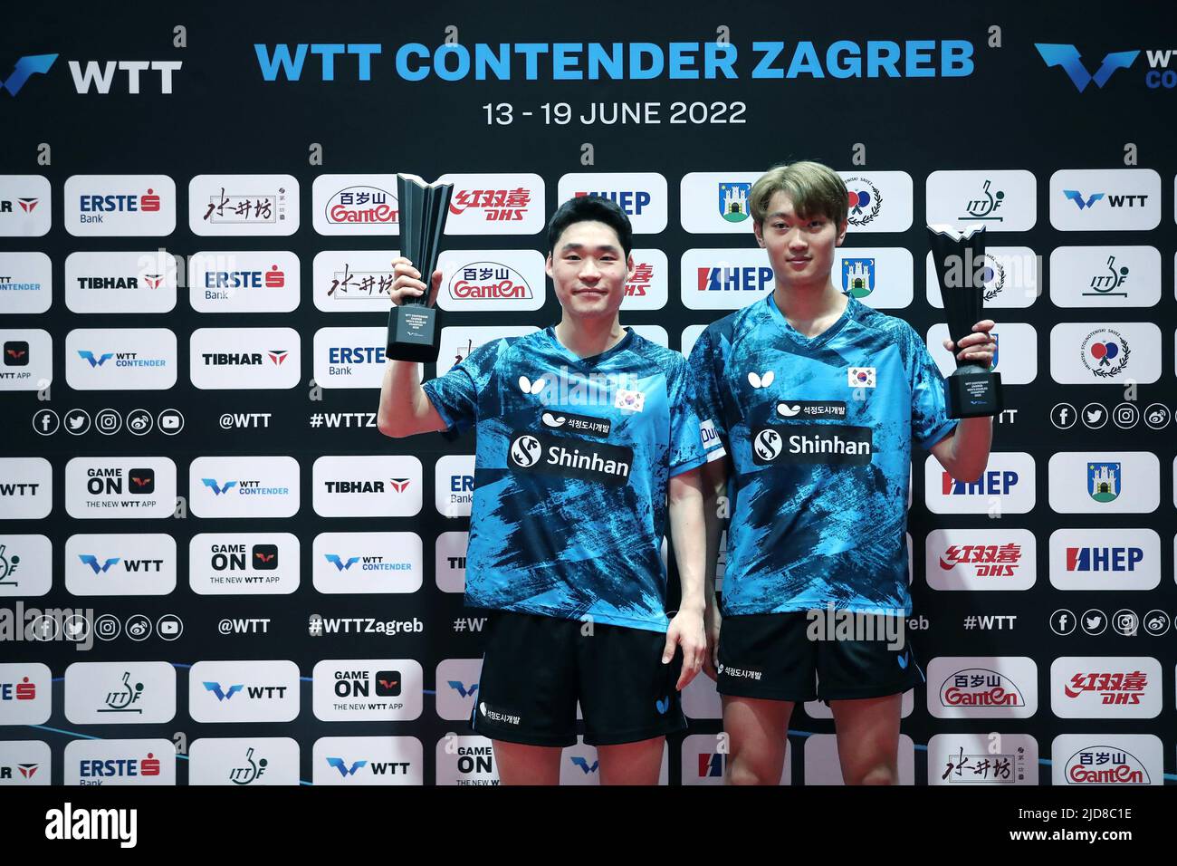 Zagreb, Croatie. 19th juin 2022. ZAGREB, CROATIE - JUIN 19 : Jang Woojin et Cho Daeseong de Corée, doublent les gagnants du concours de la WTT Zagreb 2022 au Dom Sportova Hall on 19 juin 2022 à Zagreb, Croatie. Photo: Sanjin Strukic/PIXSELL Credit: Pixsell photo & Video Agency/Alay Live News Banque D'Images