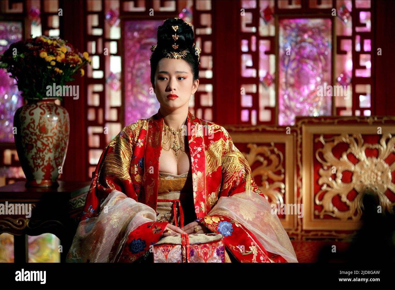 GONG LI, MALÉDICTION DE LA FLEUR D'OR, 2006, Banque D'Images