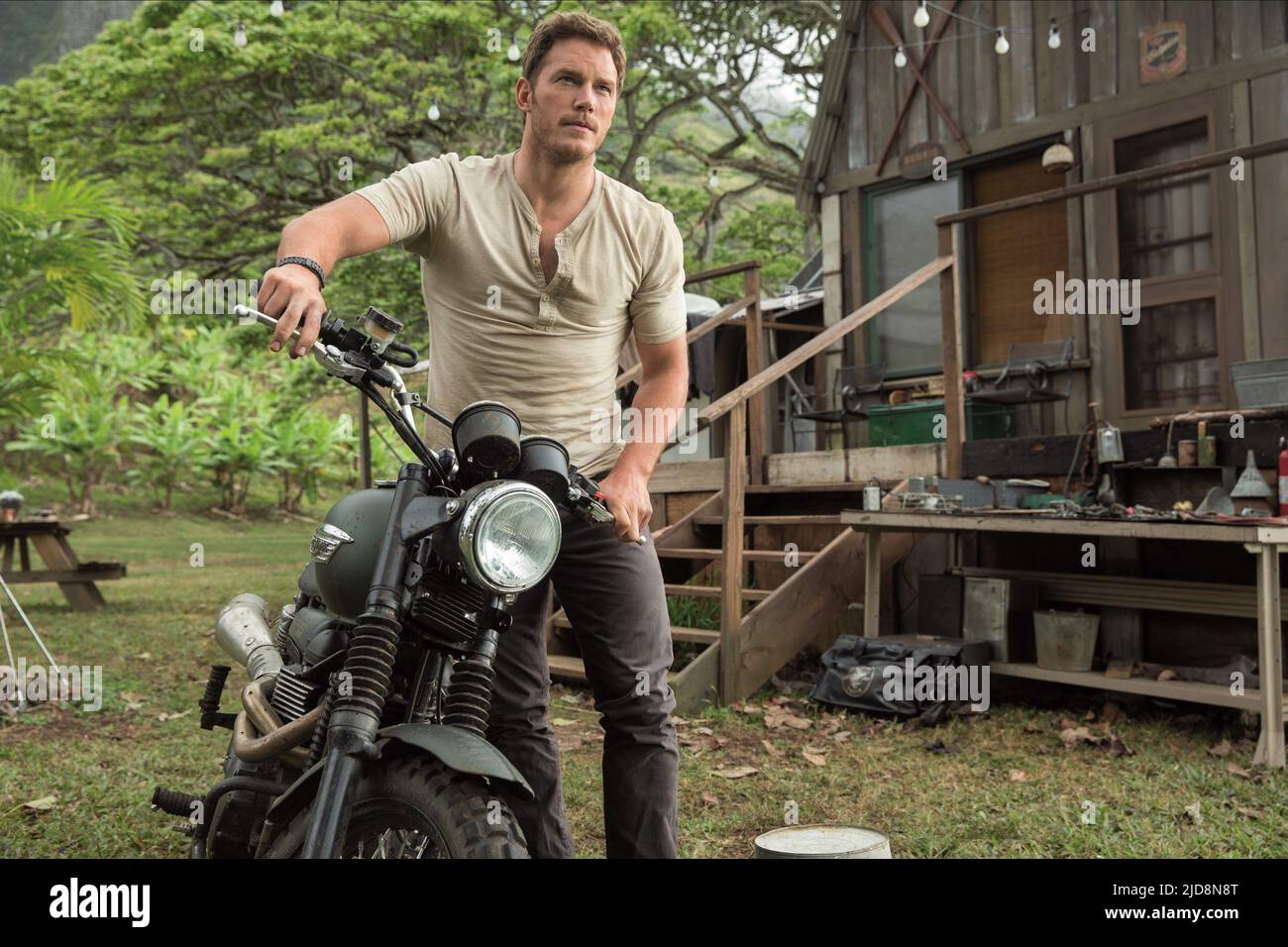 CHRIS PRATT, JURASSIC WORLD, 2015, Banque D'Images