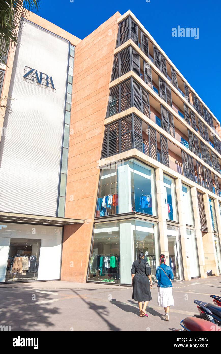 Zara flagman magasin sur BlvdMohamed Zerktouni, Marrakech, Maroc Photo  Stock - Alamy