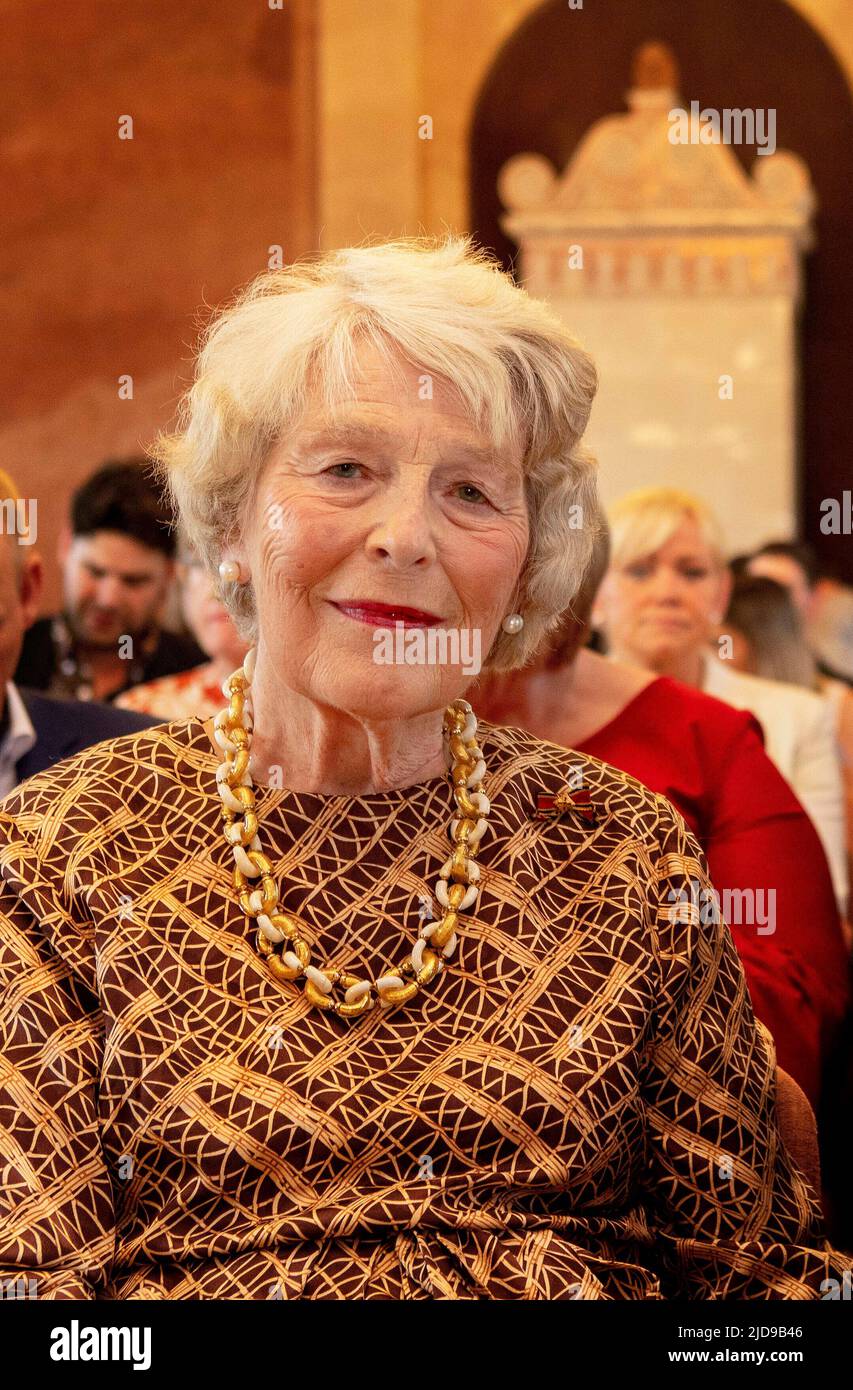 Ancienne grande maîtresse Martine van Loon Labouchere à l'ouverture Design & Dynastie magnifique exposition dans le Stadschloß dans la ville allemande Fulda, Design & Dynastie '250 Jahr Hofleben Oranien-Nassau' Foto: RPE Albert Nieboer https://fulda2022.de Banque D'Images