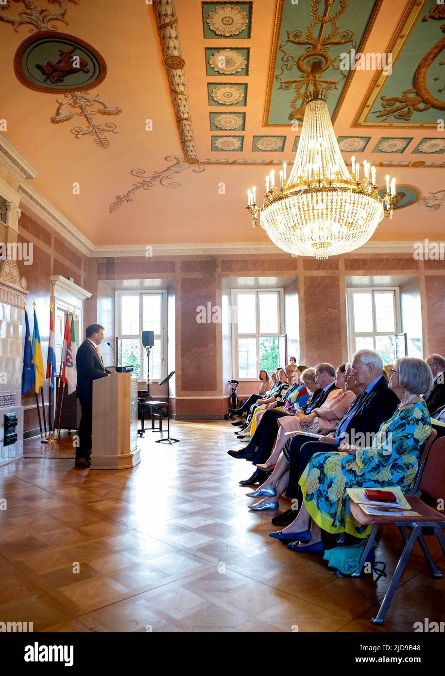 Fulda, Allemagne. 17th juin 2022. Openingsspeech by Oberbürgermeister Dr. Heiko Wingenfeld belle exposition dans le Stadschloß dans la ville allemande Fulda, Design & Dynastie '250 Jahr Hogleben Oranien-Nassau' Foto: RPE Albert Nieboer https://fulda2022.de Credit: dpa/Alay Live News Banque D'Images