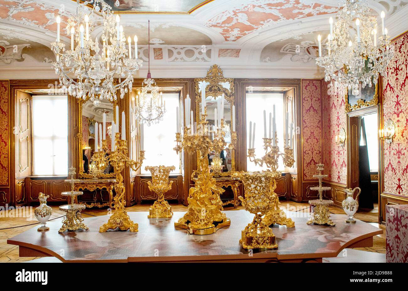 Fulda, Allemagne. 17th juin 2022. Belle exposition dans le Stadschloß dans la ville allemande Fulda, Design & Dynastie '250 Jahr Hofleben Oranien-Nassau' Foto: RPE Albert Nieboer https://fulda2022.de Credit: dpa/Alay Live News Banque D'Images