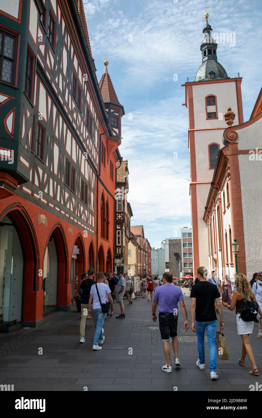 Fulda, Allemagne. 17th juin 2022. StreetView of Fulda magnifique exposition dans le Stadschloß dans la ville allemande Fulda, Design & Dynastie '250 Jahr Hofleben Oranien-Nassau' Foto: RPE Albert Nieboer https://fulda2022.de crédit: dpa/Alay Live News Banque D'Images