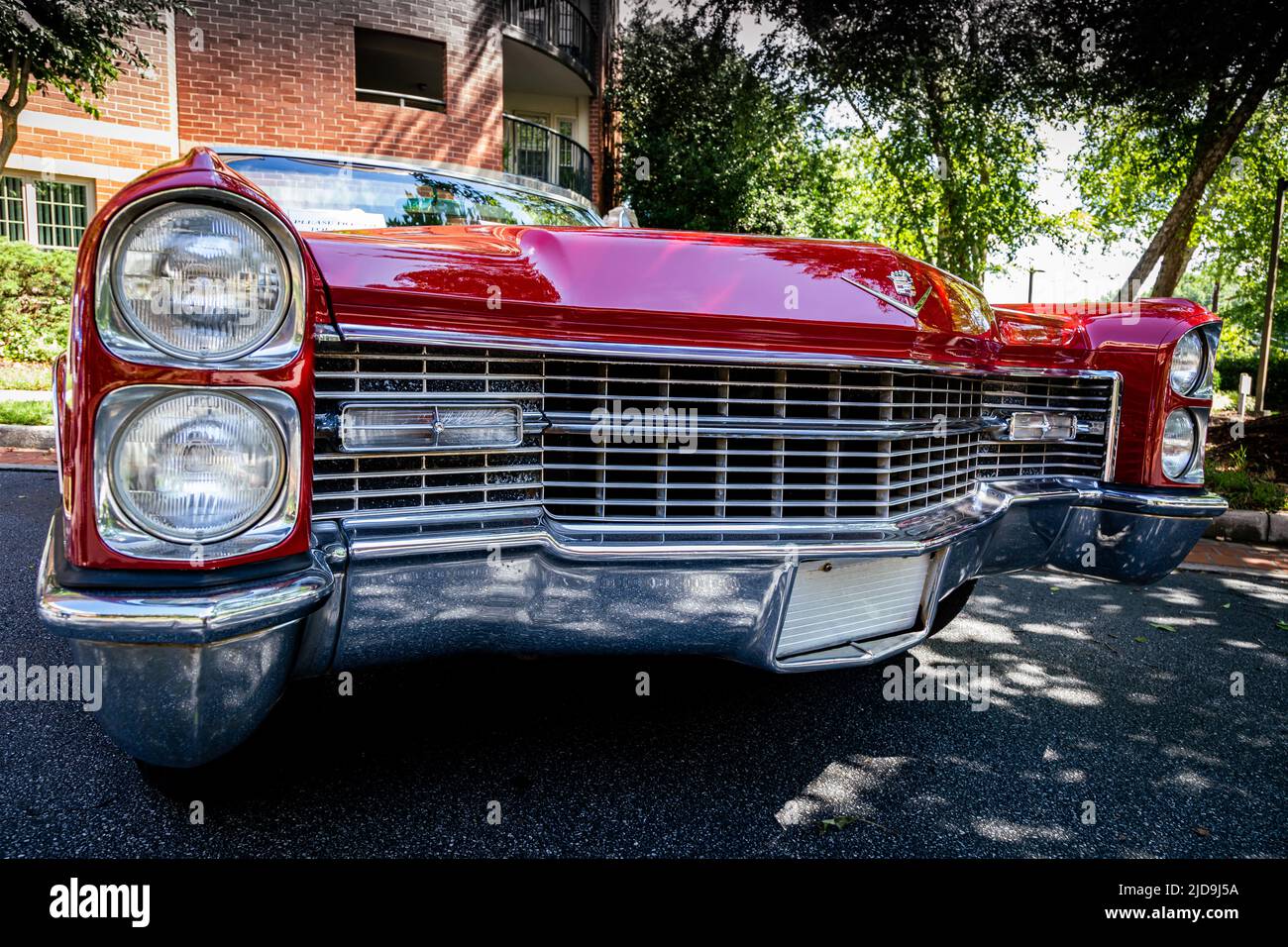Rouge Cadillac 1966 Banque D'Images