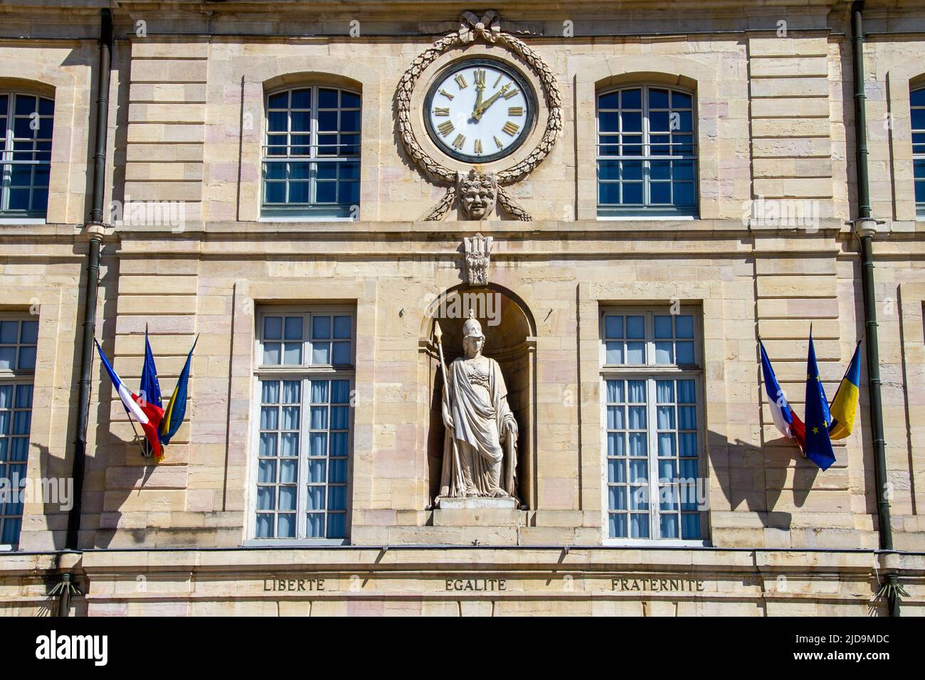 Dijon, France, 16 avril 2022. Horloge dans le Palais des Ducs et Etats de Bourgogne. Banque D'Images