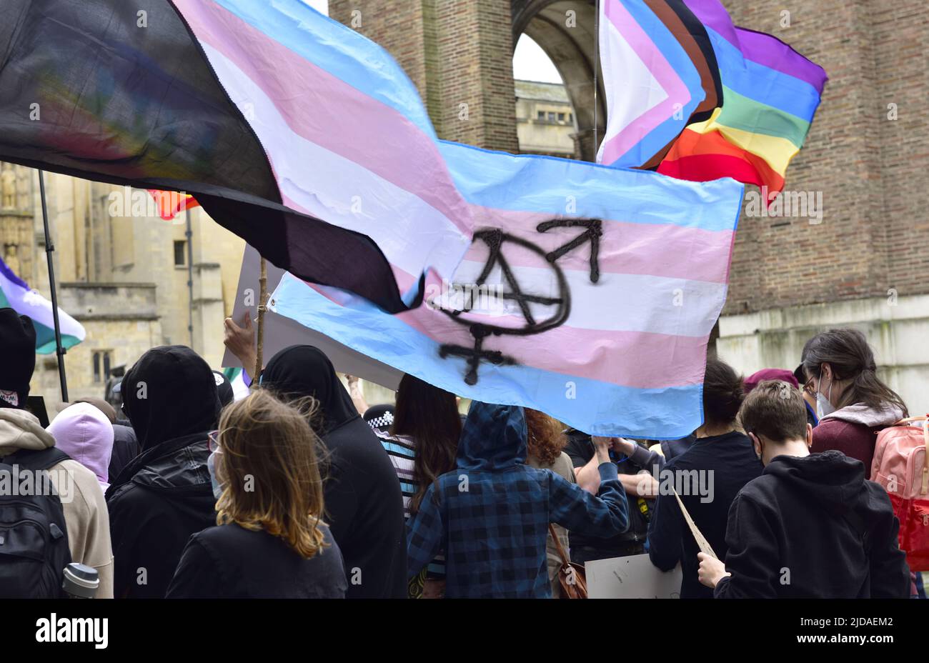 Bristol College Green, Bristol, Royaume-Uni, le 19 juin 2022, les activistes des droits des femmes se rassemblent avec la blogueuse et organisatrice féministe Kellie-Jay Keen-Minshull et Othe Banque D'Images