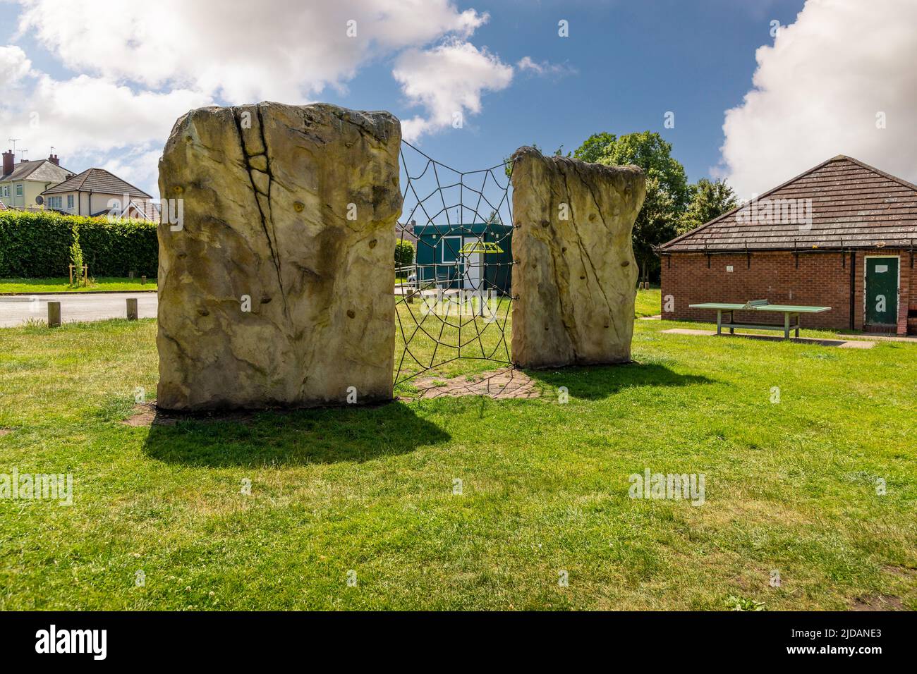 Aire de jeux pour enfants à Springfield Park, Kidderminster, Worcestershire, Angleterre. Banque D'Images