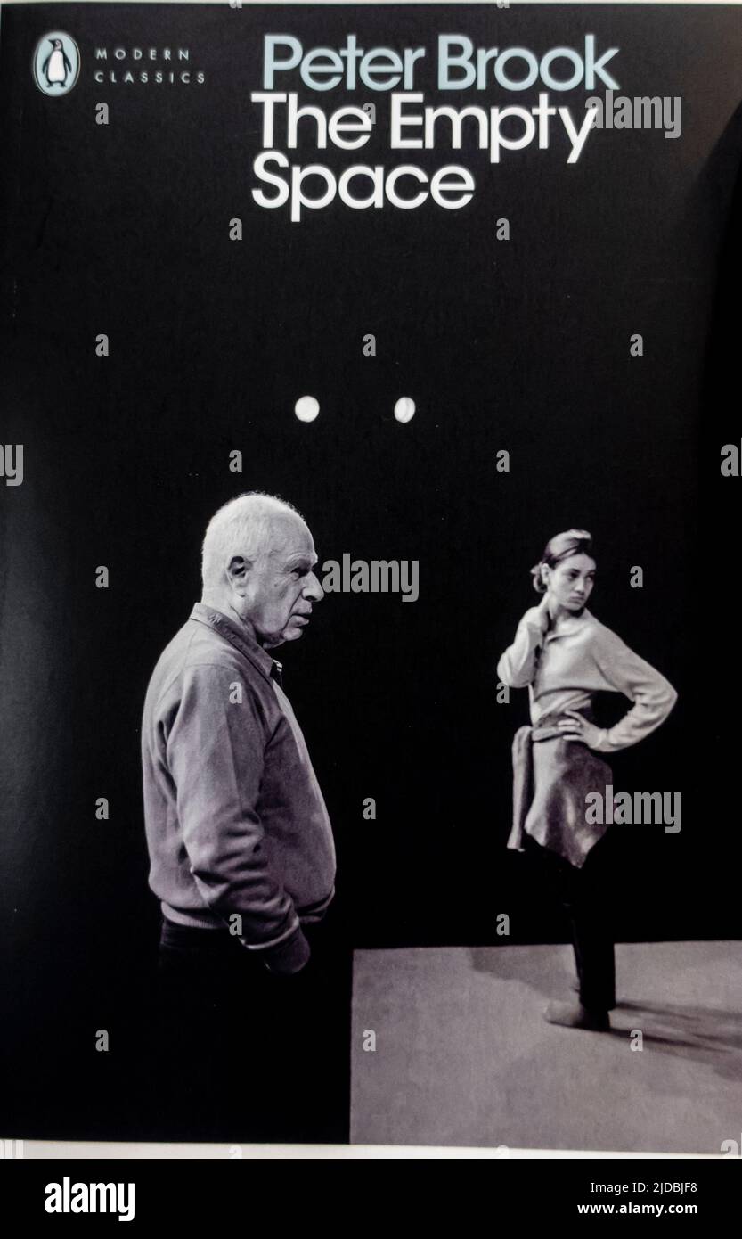 L'espace vide - Livre par Peter Brook, 1968 Banque D'Images