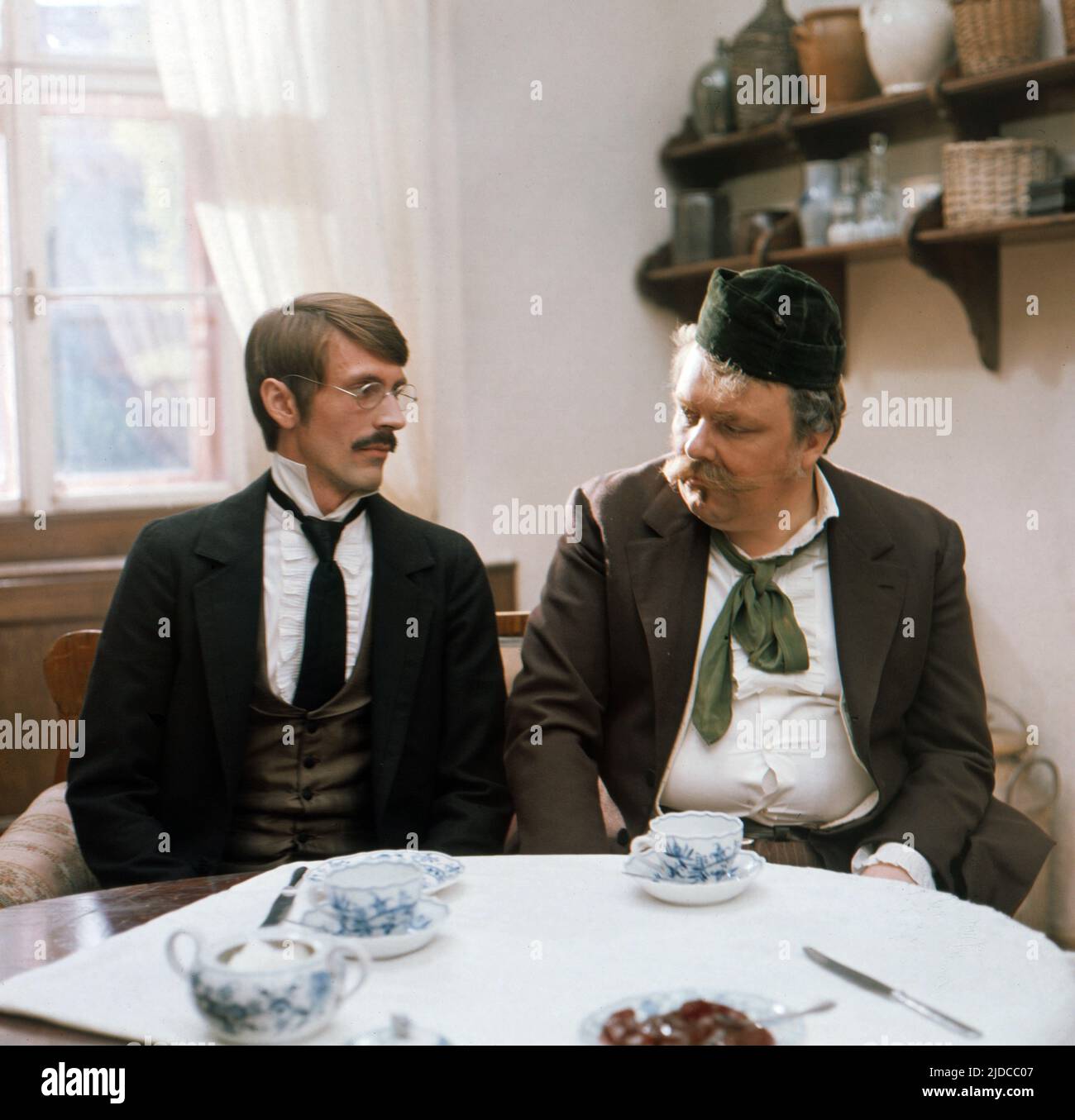 Einen Jux will er sich machen, Fernsehfilm, Österreich 1974, Regie: Karl Paryla, Darsteller: Peter Hofer, Felix Dvorak Banque D'Images