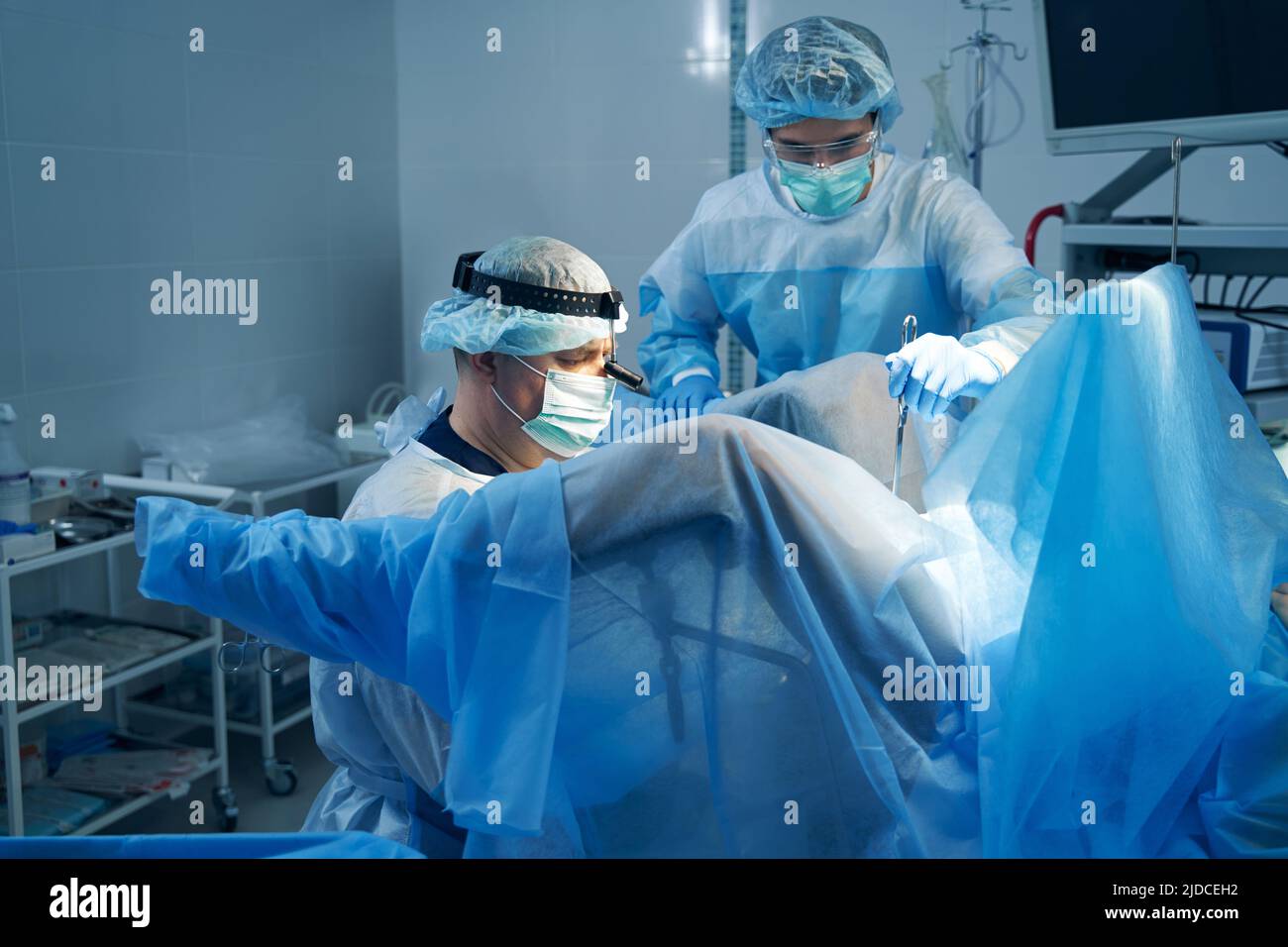 Traitement gynécologique de la femme méconnaissable à l'hôpital Photo