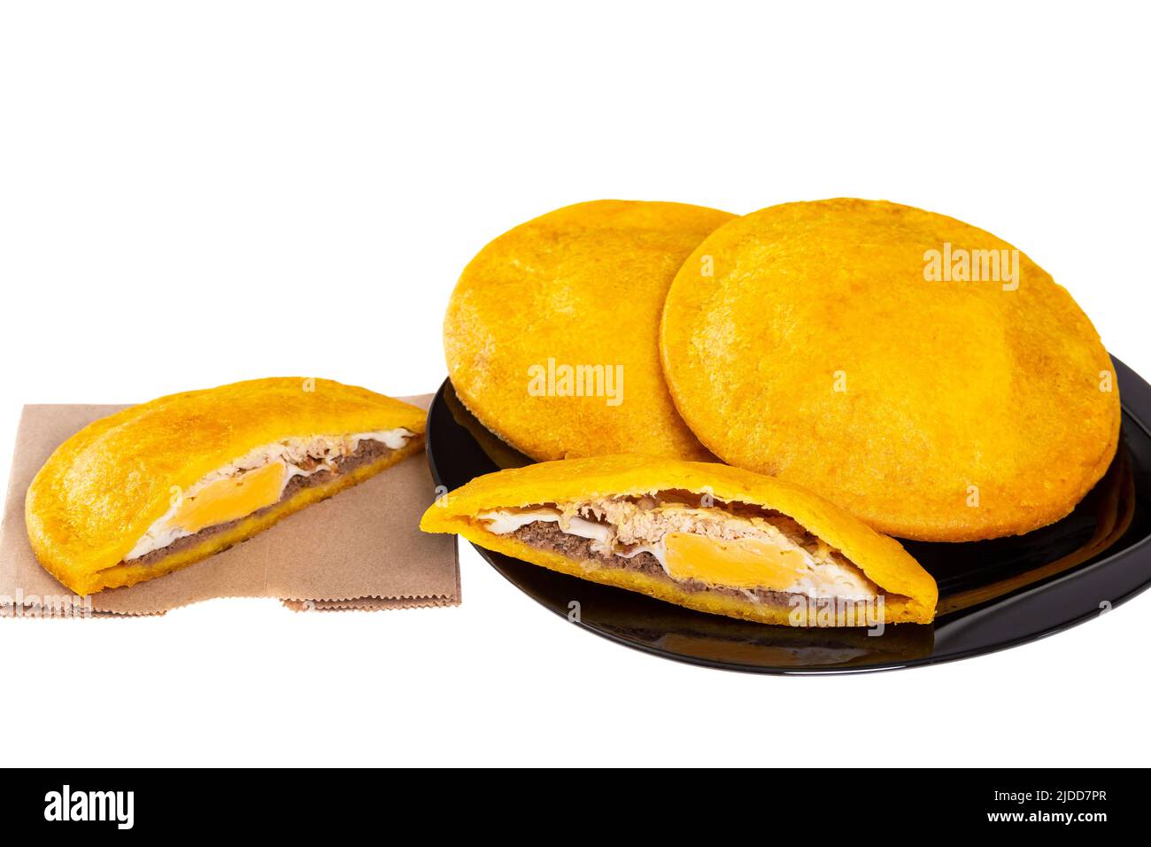 Œuf frit Arepa - nourriture typique de la région des Caraïbes de Colombie Banque D'Images