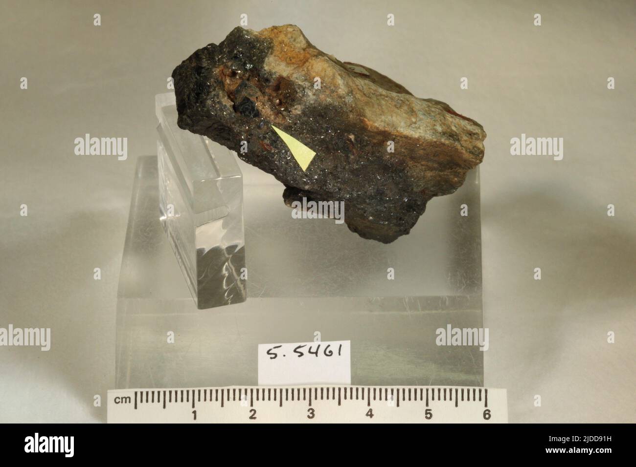 Samarskite-(y). Minéraux. Asie; Russie; Oural, Miask, Ilmen Mtns Banque D'Images
