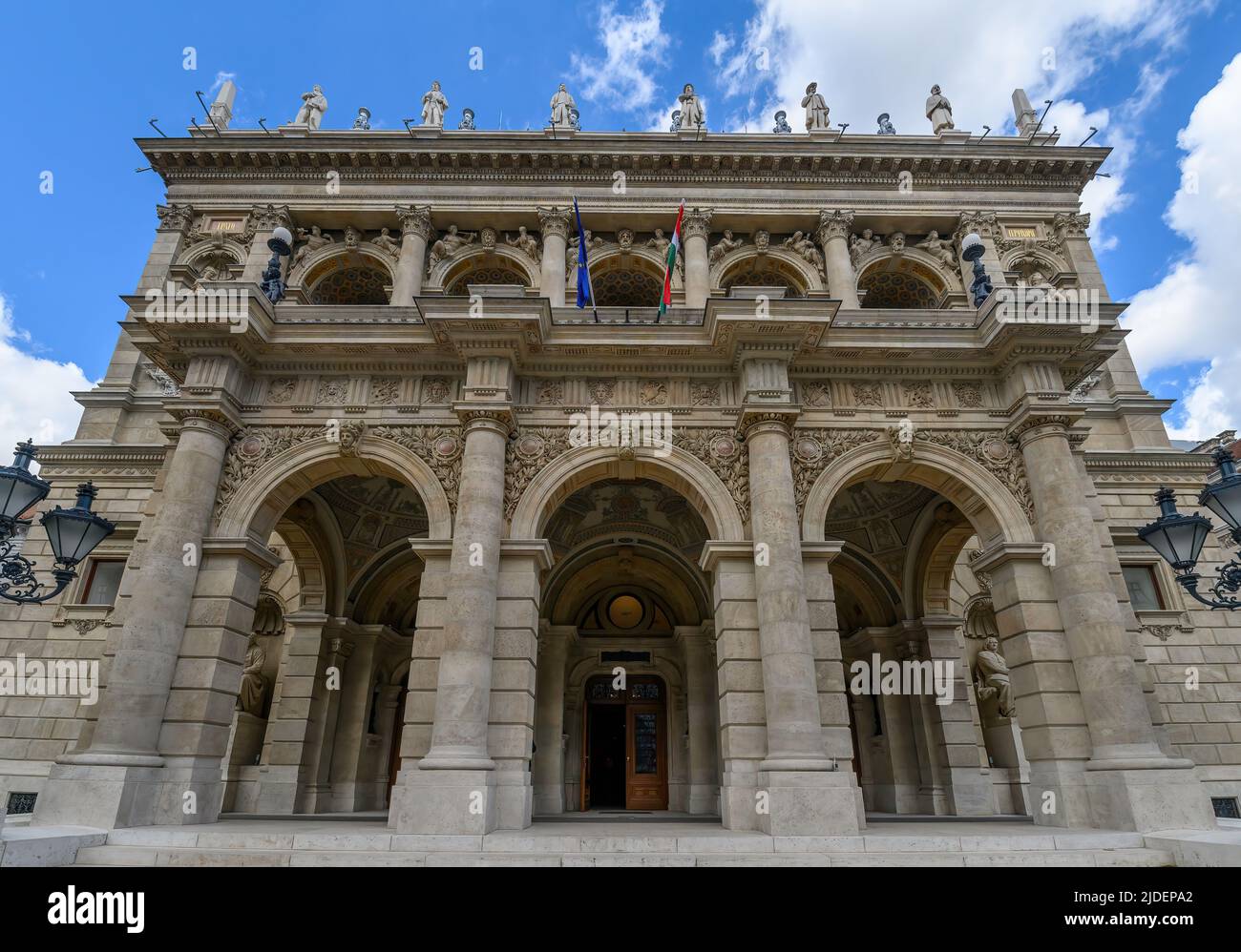 Budapest, Hongrie. L'Opéra royal d'Etat hongrois, considéré comme l'un des chefs-d'œuvre de l'architecte et l'un des plus beaux d'Europe. Banque D'Images