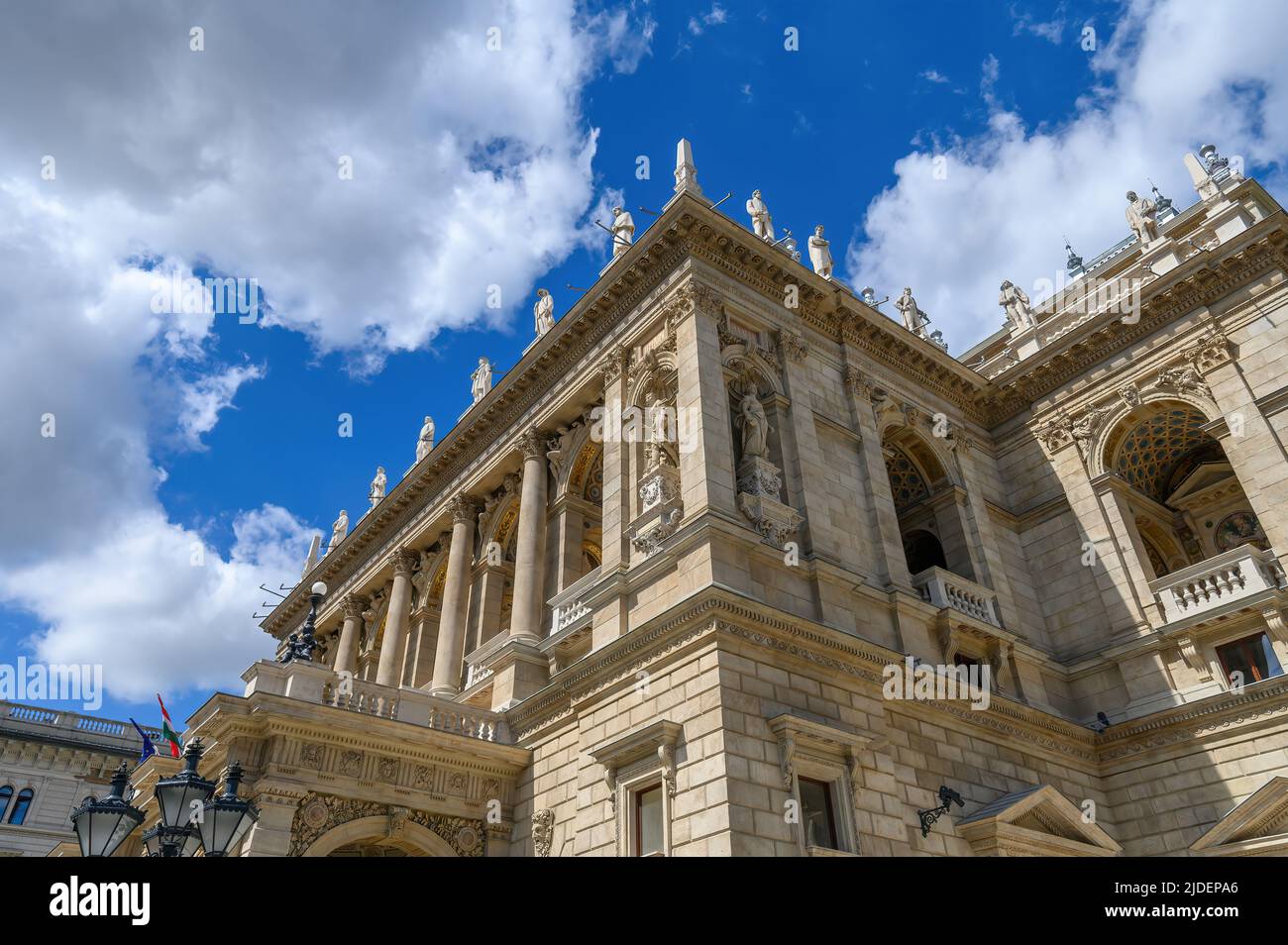 Budapest, Hongrie. L'Opéra royal d'Etat hongrois, considéré comme l'un des chefs-d'œuvre de l'architecte et l'un des plus beaux d'Europe. Banque D'Images