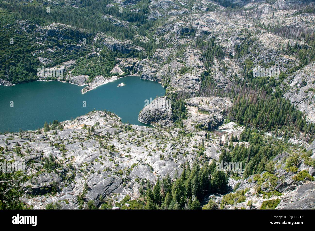 Les Dardanelles peuvent être vues depuis Donnell Vista, un arrêt de repos dans le comté de Tuolumne, CA le long de la State route 108 près de Sonora Pass. Banque D'Images