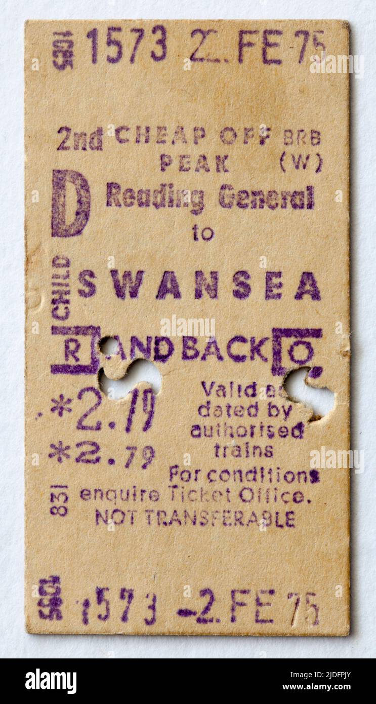 1970s British Rail train Ticket Reading General to Swansea Banque D'Images