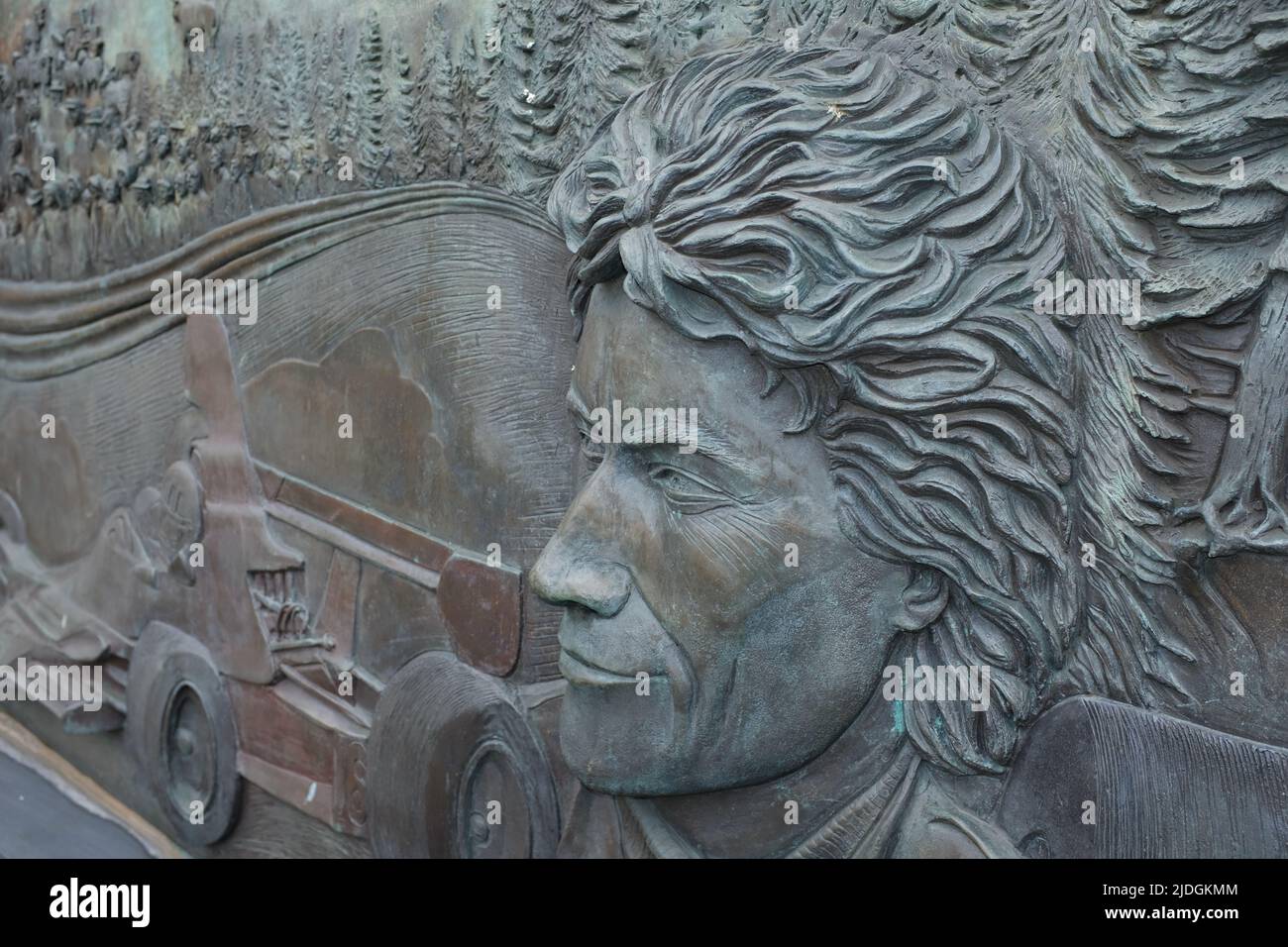 Tom Pryce Memorial Ruthin, Thomas Maldwyn Pryce était un pilote de course britannique des années 70 du pays de Galles connu pour avoir remporté la course des champions à Brands Hatch qui était une course de Formule 1 non-championnat, il a tragiquement perdu la vie au Grand Prix sud-africain 1977. Banque D'Images