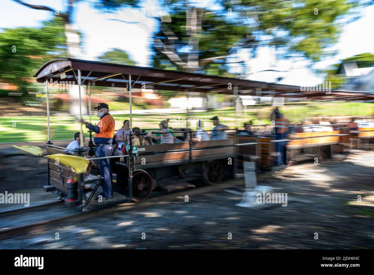 Passagers de la locomotive à vapeur Mary Ann Replica à Maryborough Queensland, en Australie Banque D'Images