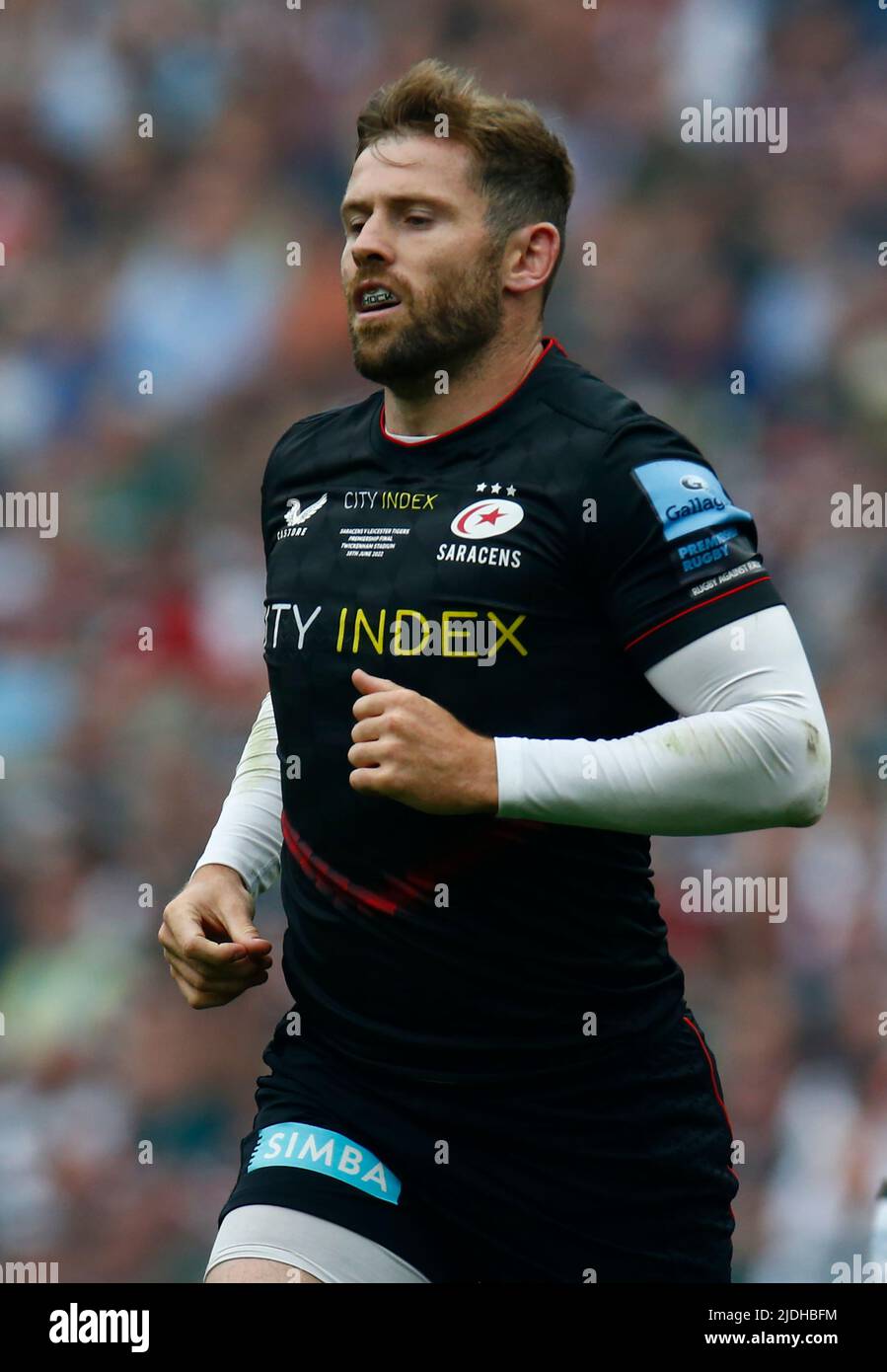LONDRES ANGLETERRE - JUIN 18 : Elliot Daly de Saracens pendant Gallagher English Premiership final entre Saracens contre Leicester Tigers à Twickenham Banque D'Images