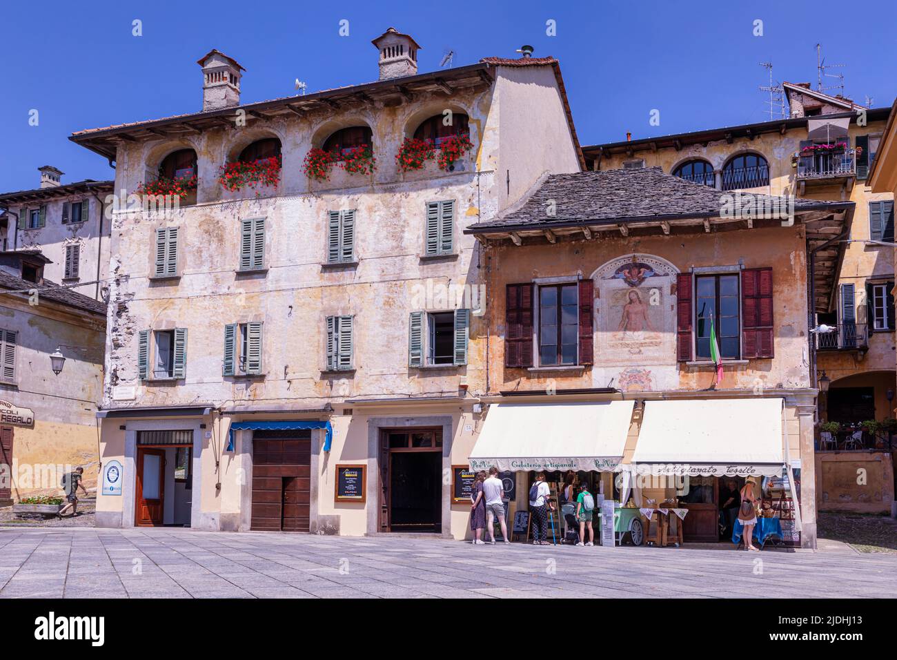 La vieille ville d'Orta San Giulio, Piémont, Italie Banque D'Images