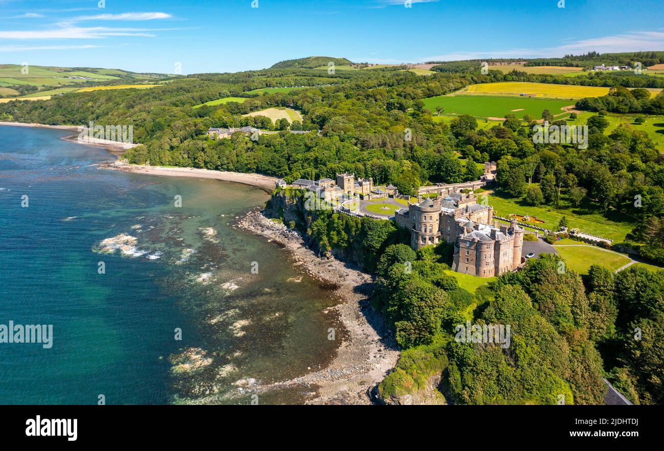 Vue aérienne du drone du château de Culzean à Ayrshire, Écosse, Royaume-Uni Banque D'Images