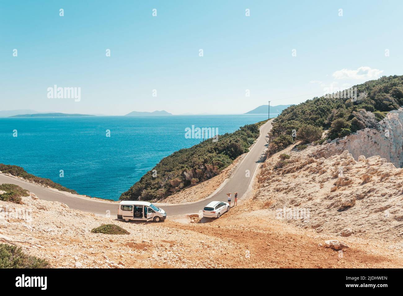 Route et côte à Kalamitsi Beach, Lefkada - Grèce Banque D'Images