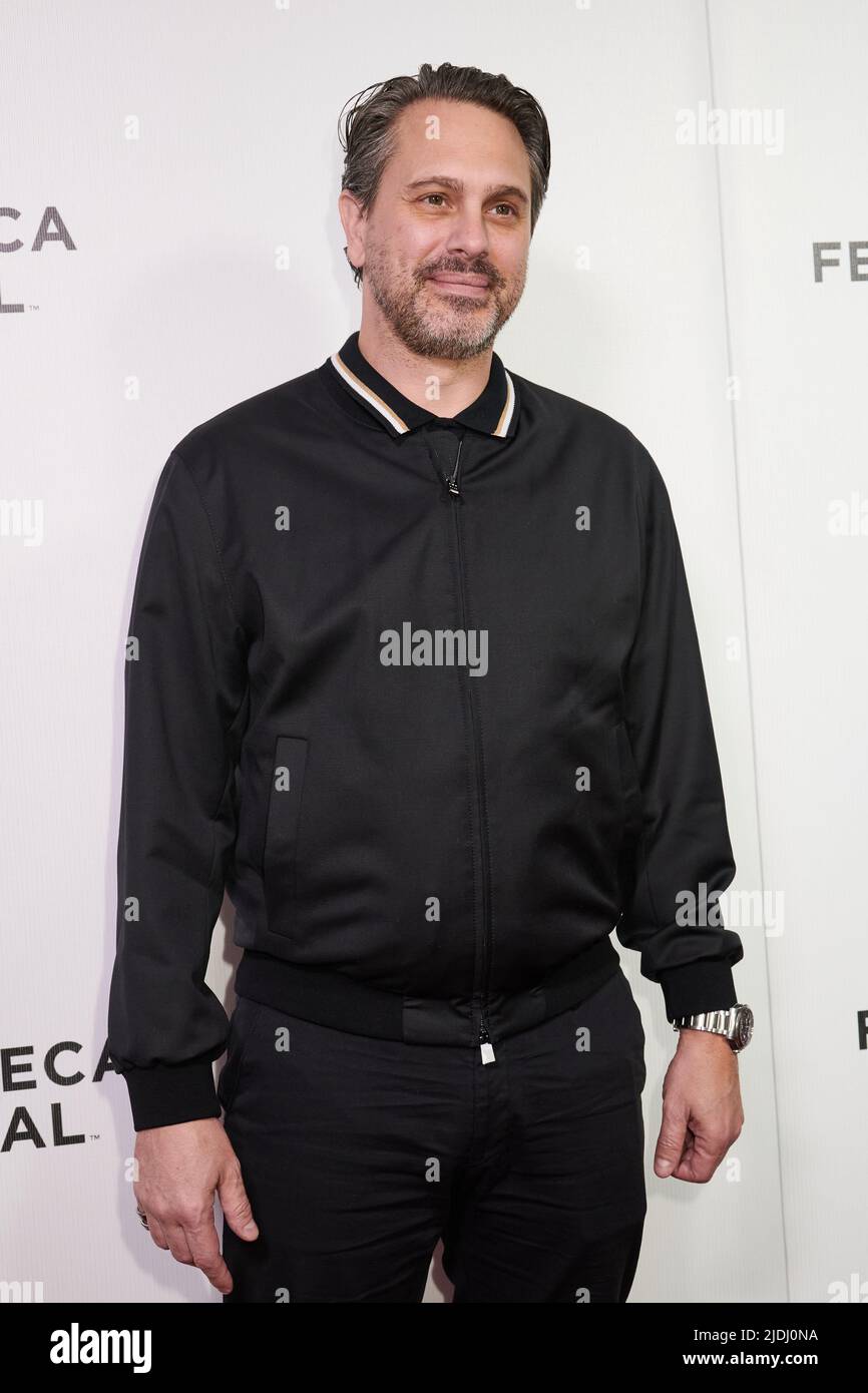 NEW YORK, NY, USA - 11 JUIN 2022 : Thomas Sadoski assiste à la première de '88' au Tribeca Festival au Village East Cinema. Banque D'Images
