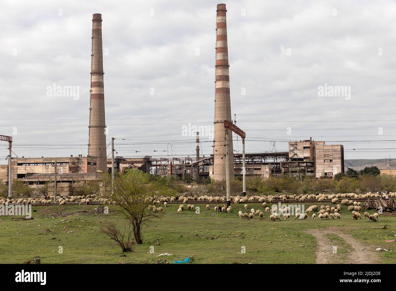 Abandon de l'ancienne usine industrielle de l'ère sovet à Rustavi, en Géorgie Banque D'Images