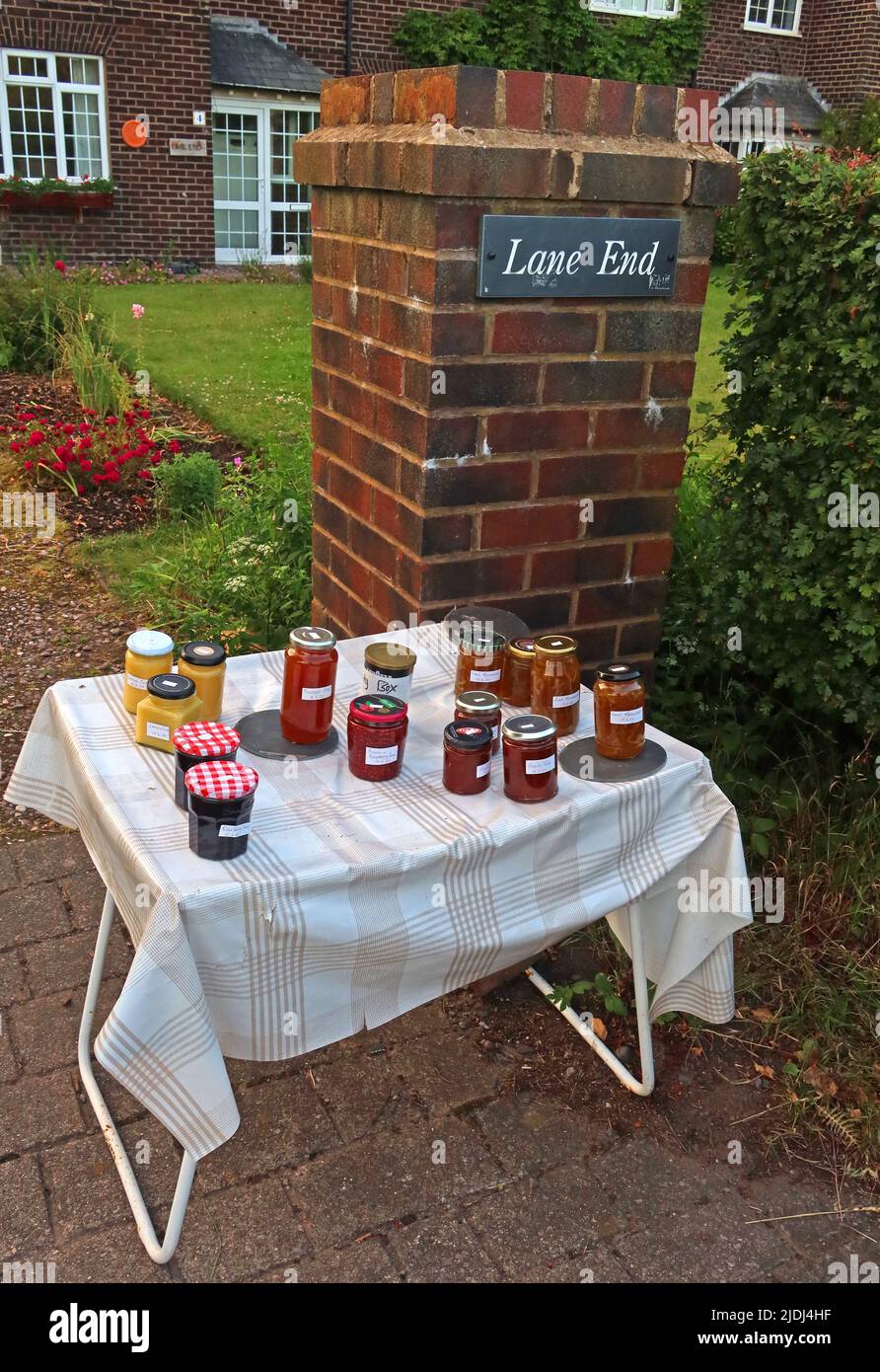 Lane End Charity, confiture maison, Stockton Lane, Grappenhall, Warrington, Cheshire, ANGLETERRE, ROYAUME-UNI, WA4 3HQ Banque D'Images