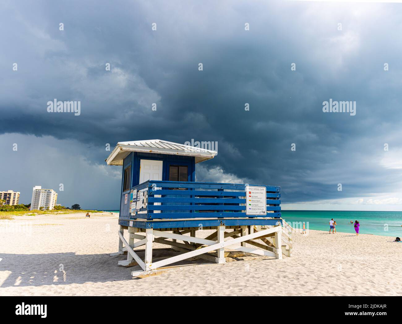 Lifeguard Stand coloré sur Venice Beach, Venise, Floride, États-Unis Banque D'Images