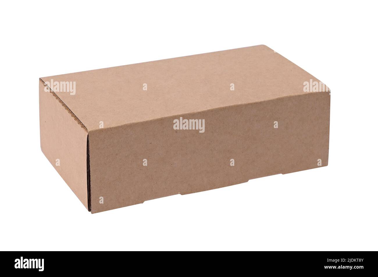 Boîte en carton générique marron Uni non étiquetée vue de trois quarts isolée en blanc Banque D'Images