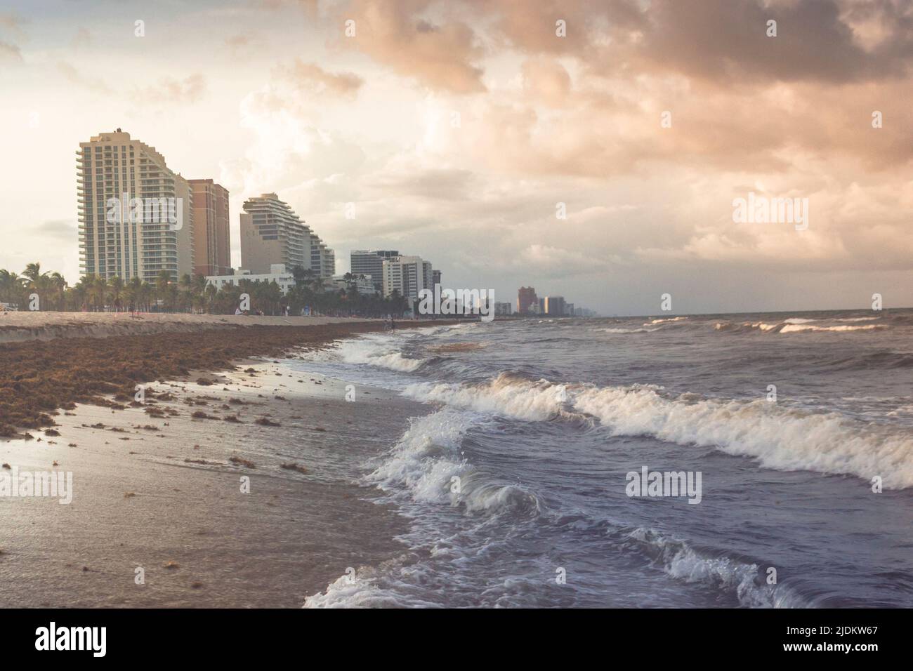 Fort Lauderdale A1A Hôtel et condominiums le long de Las Olas Beach, Floride du Sud, États-Unis Banque D'Images