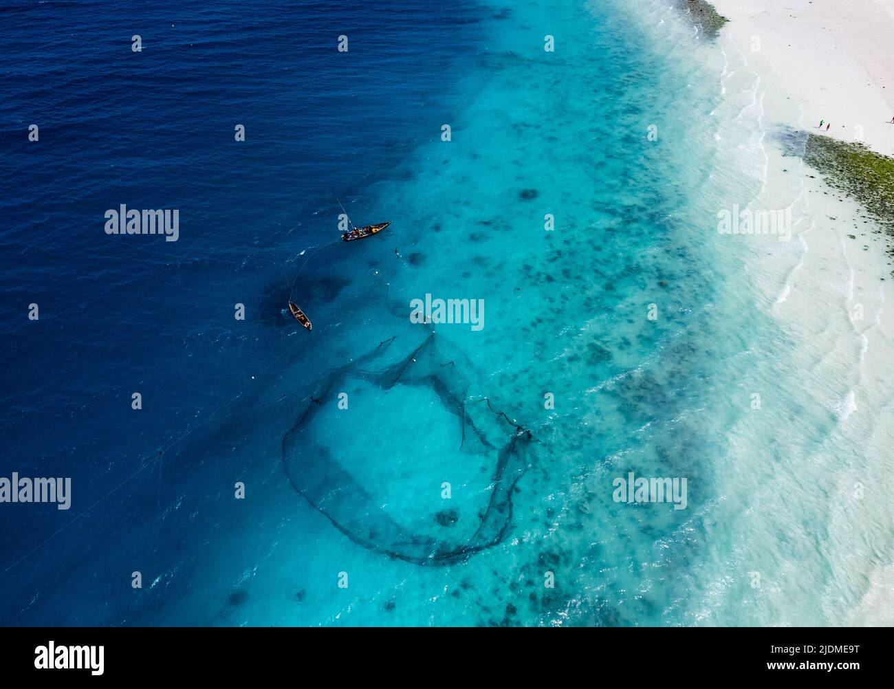 Pêcheurs tanzaniens, vue drone Banque D'Images