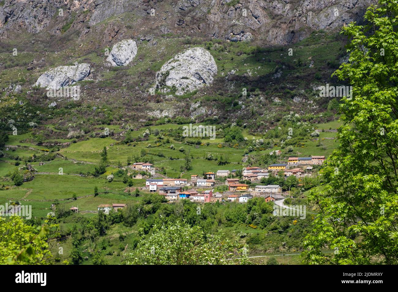 Espagne, Asturies. Village d'Urria dans les montagnes Cantabriennes. Banque D'Images