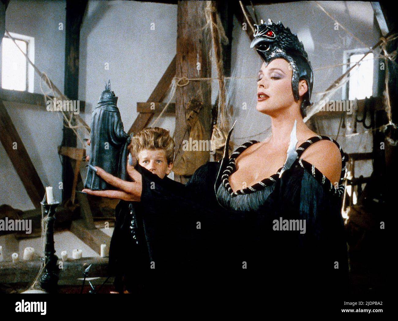 BRIGITTE NIELSEN, LA GROTTE DE LA ROSE DORÉE, 1991 Banque D'Images