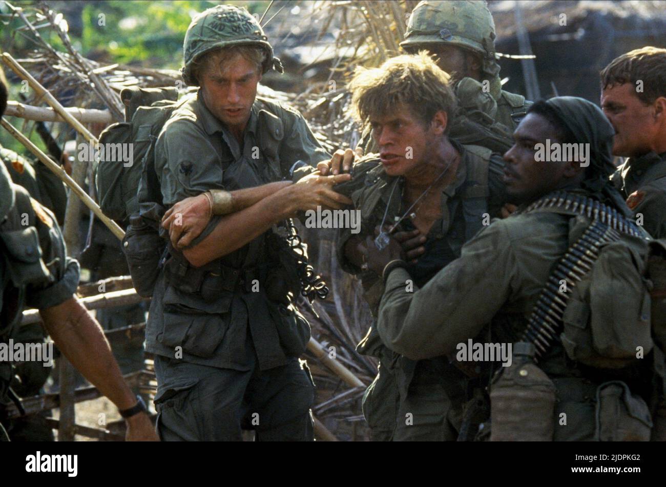 Platoon 1986 tony todd hi-res stock photography and images - Alamy