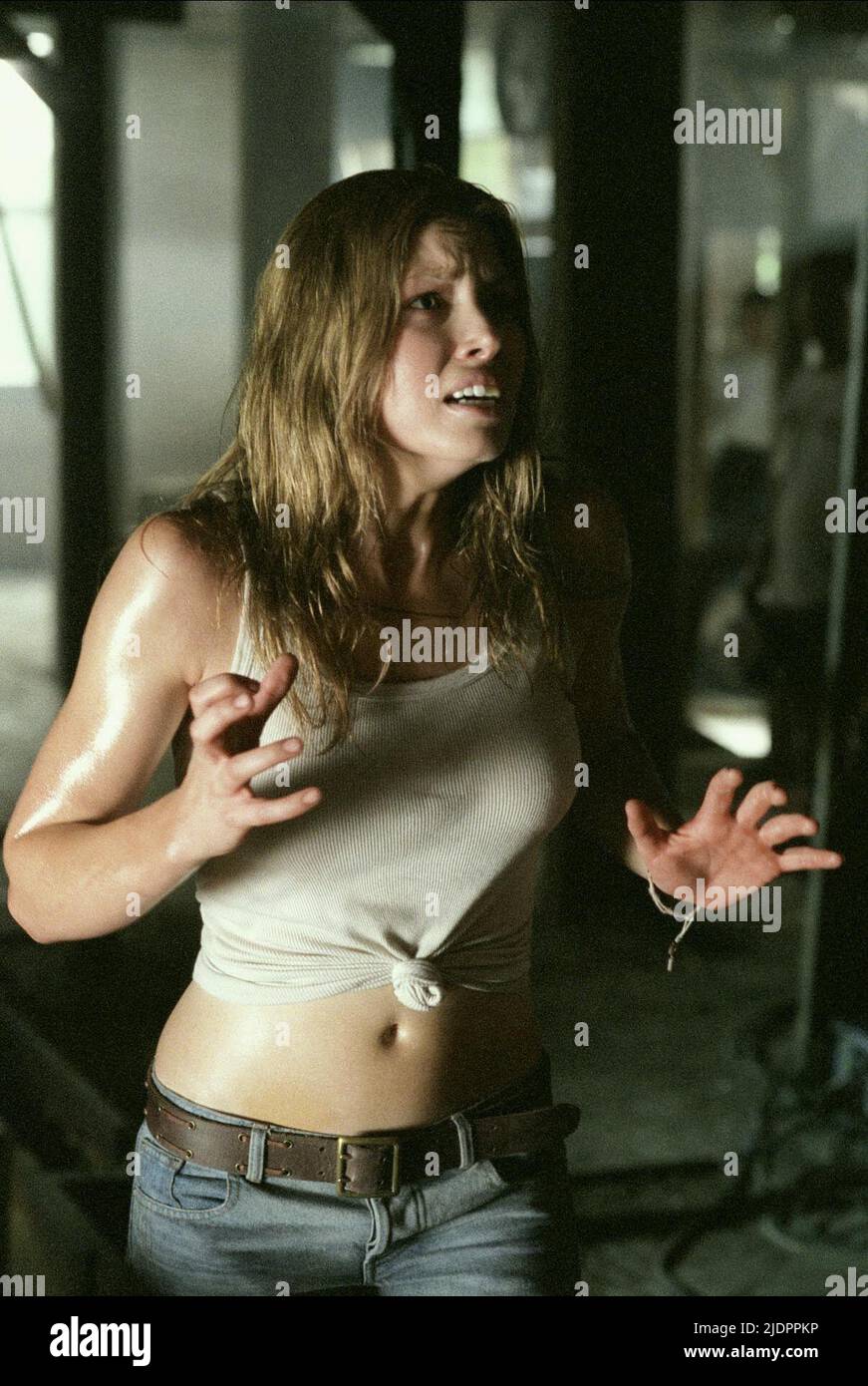JESSICA BIEL, LE MASSACRE DE LA TRONÇONNEUSE AU TEXAS, 2003, Banque D'Images