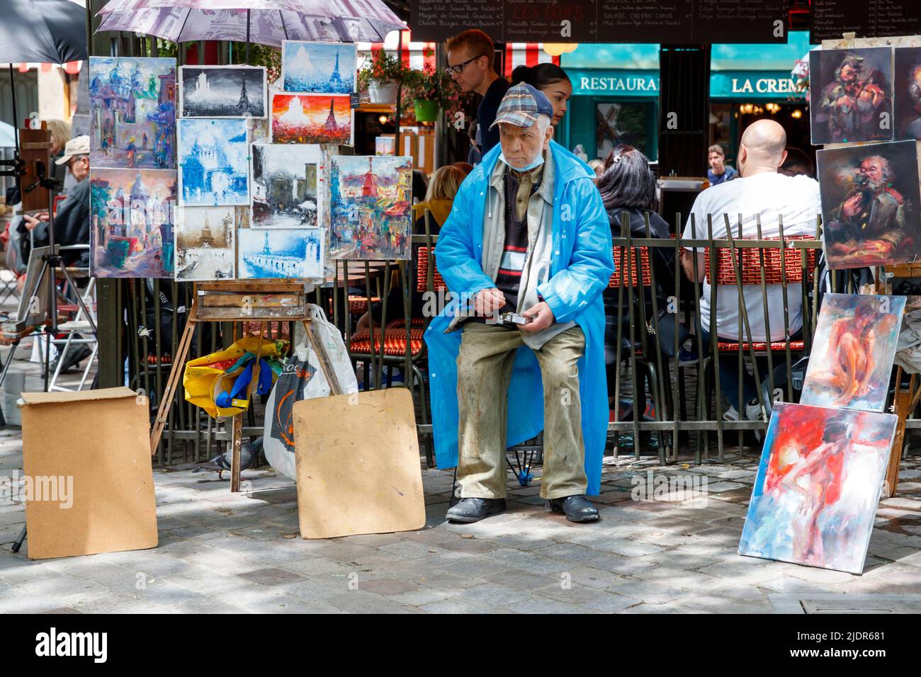 Place jean marais Banque de photographies et d'images à haute résolution -  Alamy