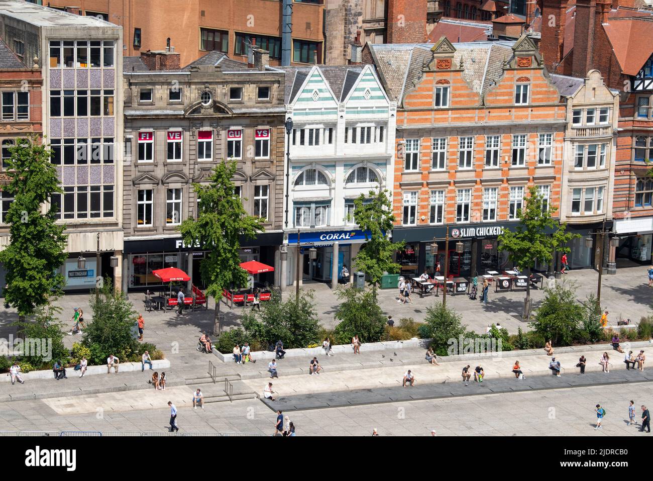 Vue aérienne de long Row et de Market Square depuis le toit du Pearl assurance Building à Nottingham City, dans le Nottinghamshire, Angleterre, Royaume-Uni Banque D'Images