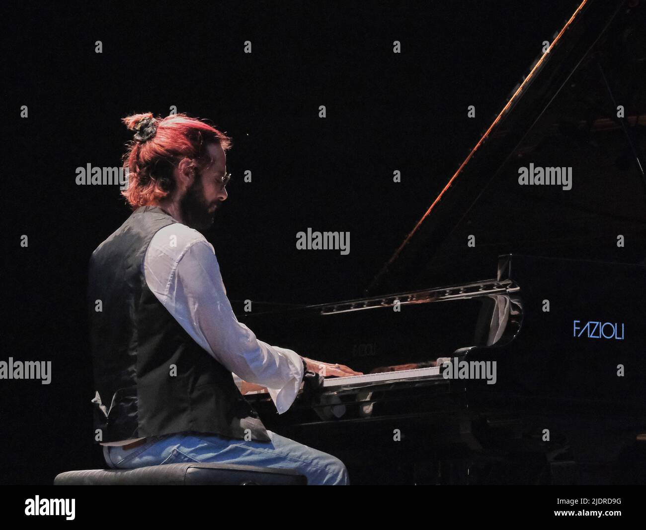 Vérone, Italie. 22nd juin 2022. Dino Rubino pendant PAOLO FRESU - FERLINGHETTI, concert de musique de chanteur italien à Vérone, Italie, 22 juin 2022 crédit: Agence de photo indépendante/Alamy Live News Banque D'Images