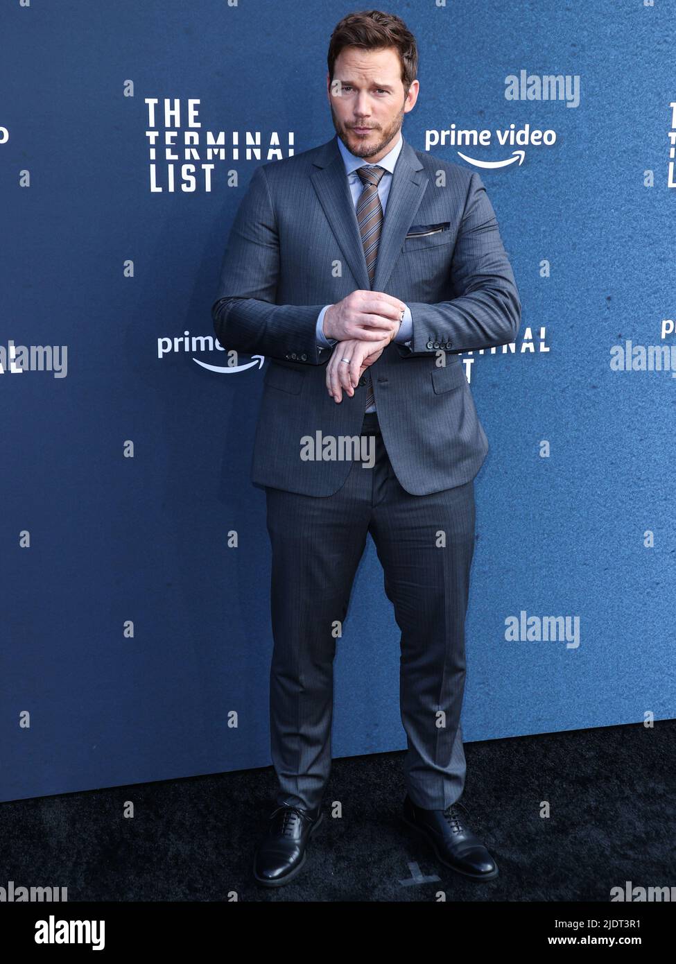 The Terminal List Saison 1 LOS ANGELES, CALIFORNIE, États-Unis - JUIN 22 : l'acteur américain Chris  Pratt arrive à la première de Los Angeles de la saison 1 « The terminal List  » d'Amazon Prime Video, qui