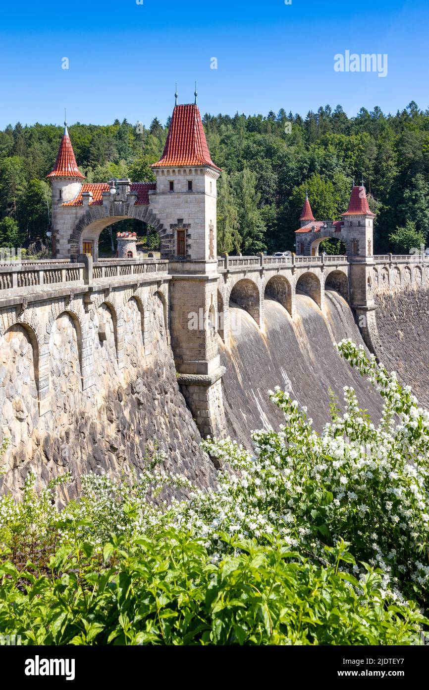 prehrada-les-kralovstvi-banque-de-photographies-et-d-images-haute