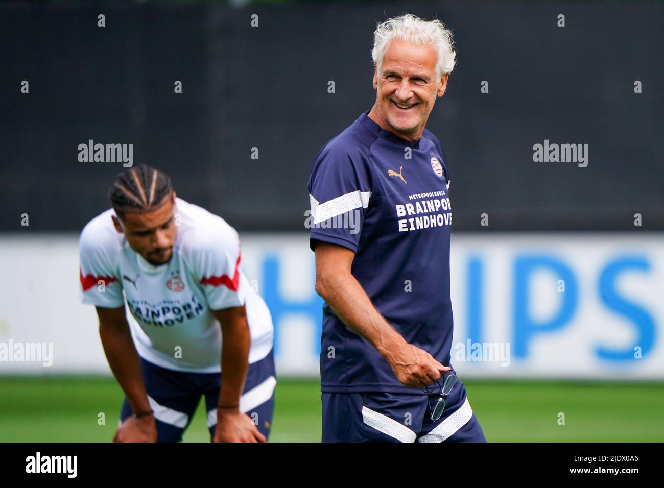 EINDHOVEN, PAYS-BAS - JUIN 20 : assistant Fred Rutten du PSV pendant la ...